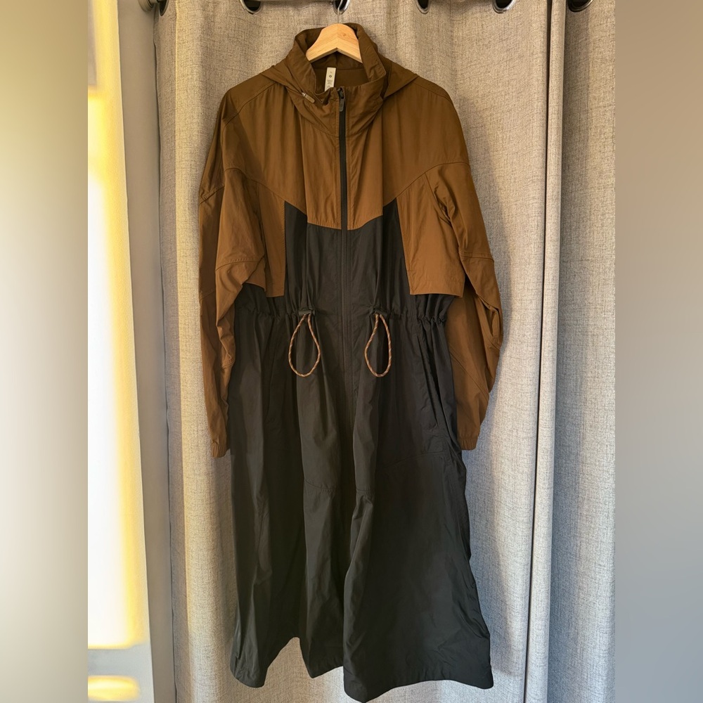 Lululemon Women's Two-Tone Hooded Long Jacket - Brown & Black